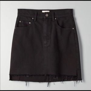 Aritzia Wilfred Free Tanit Denim Skirt